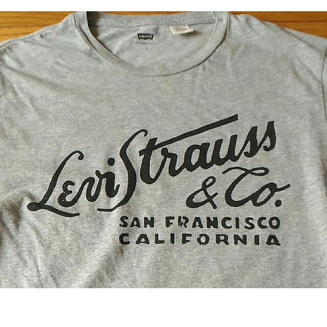 Levi's(リーバイス)のリーバイス Tシャツ Sサイズ メンズのトップス(Tシャツ/カットソー(半袖/袖なし))の商品写真