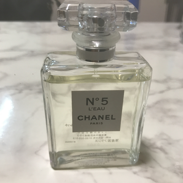 CHANEL 香水