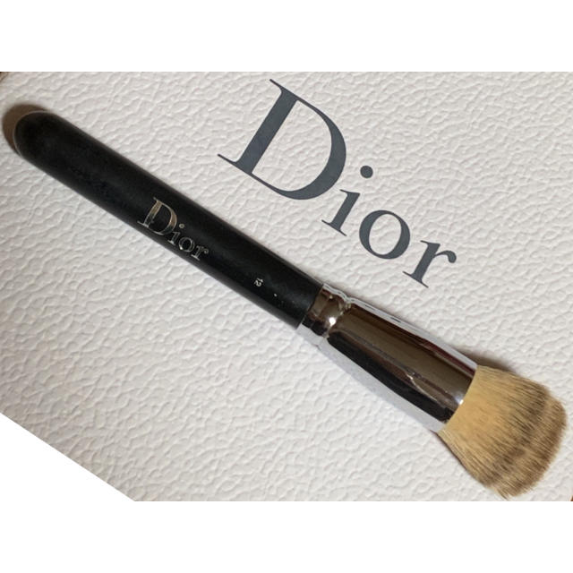 Dior(ディオール)のDior ファンデーションブラシ コスメ/美容のコスメ/美容 その他(その他)の商品写真