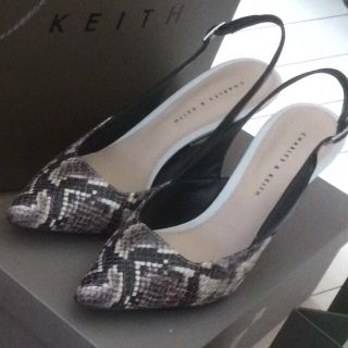 チャールズアンドキース(Charles and Keith)のCharlesandKeith＊パンプス(ハイヒール/パンプス)