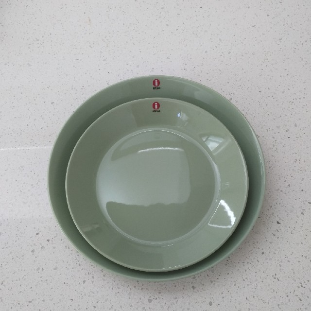 iittala - 【廃盤色:新品】イッタラティーマ セラドングリーン17,21cm各1枚Setの通販 by adgjmptw's shop