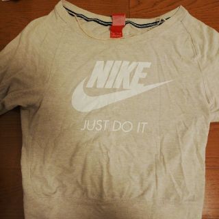 ナイキ(NIKE)の【値下げ】NIKE 7部丈 Tシャツ(Tシャツ(長袖/七分))