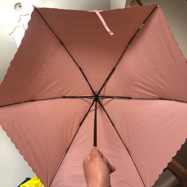 WPC 折リ たたみ傘 晴雨兼用 ピンク色 レディースのファッション小物(傘)の商品写真