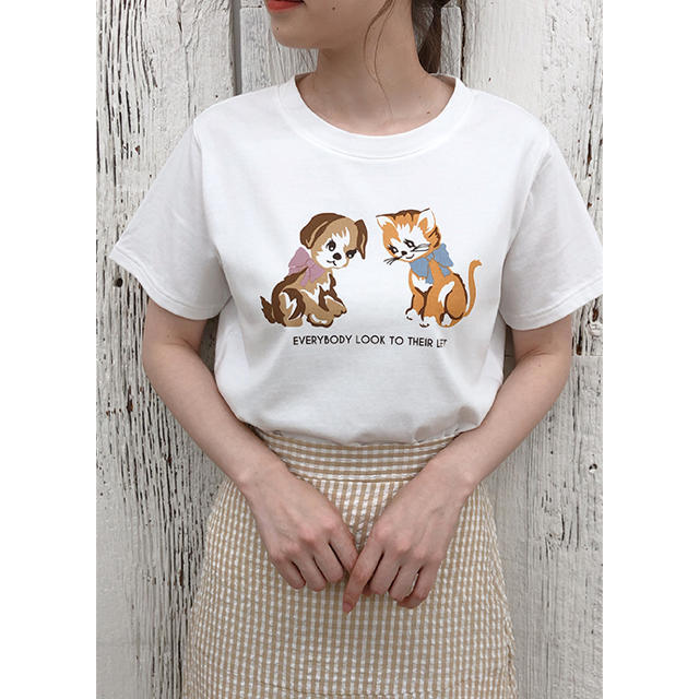 one after another NICE CLAUP(ワンアフターアナザーナイスクラップ)のNICE CLAUP アソートプリントシャツ レディースのトップス(Tシャツ(半袖/袖なし))の商品写真