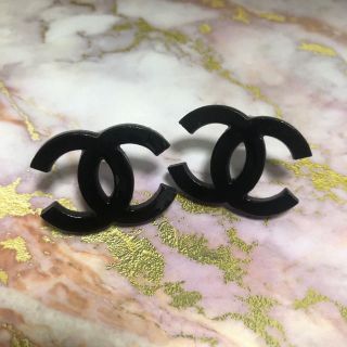 シャネル(CHANEL)の樹脂ピアス(ピアス)