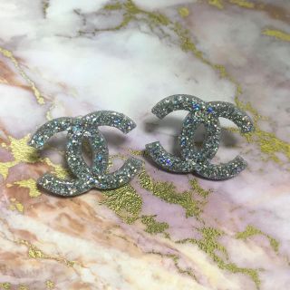 シャネル(CHANEL)の樹脂ピアス(ピアス)