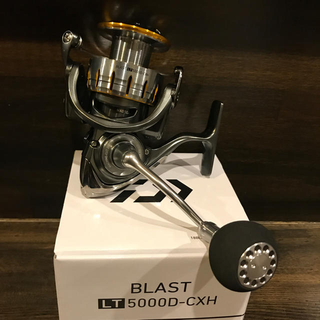18 ブラスト LT 5000D-CXH 新品未使用 - リール