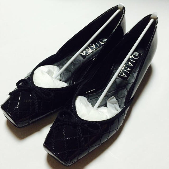 DIANA(ダイアナ)の新品✨ダイアナ♡エナメルパンプス レディースの靴/シューズ(ハイヒール/パンプス)の商品写真