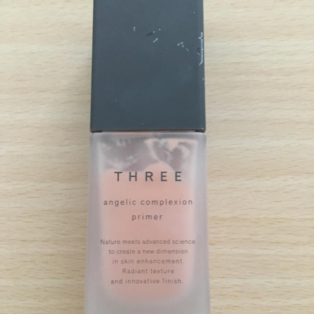 THREE(スリー)のTHREEアンジェリックコンプレクションプライマー02 コスメ/美容のベースメイク/化粧品(コントロールカラー)の商品写真