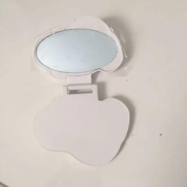 SNOOPY(スヌーピー)のスヌーピー 手鏡 レディースのファッション小物(ミラー)の商品写真