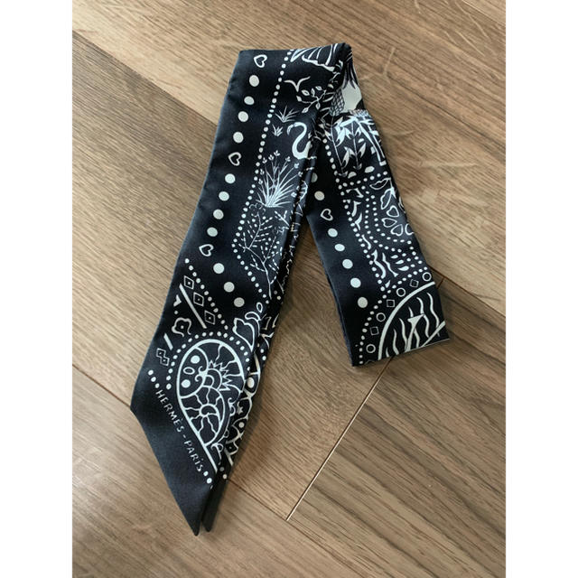 専用ページ☆美品☆ツイリー バンダナ柄 ブラック contrachequefms