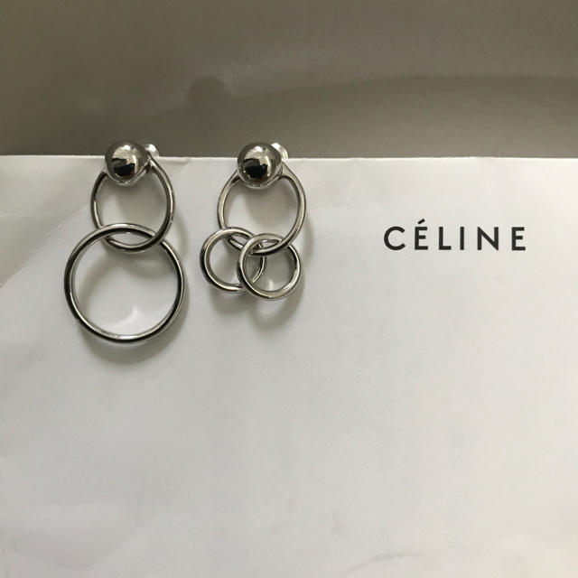 celine(セリーヌ)のNO.20 インポート  ピアス  フープリングピアス  二連   レディースのアクセサリー(ピアス)の商品写真