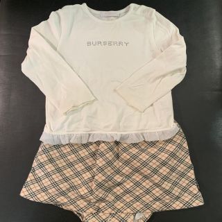 バーバリー(BURBERRY)のひふみ様専用☆バーバリースカートのみ☆90(Tシャツ/カットソー)