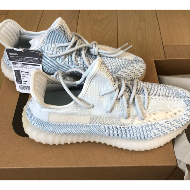 adidas - YEEZY BOOST 350 V2 CLOUD WHITE 26.5cmの通販 by ゆうたろう ...