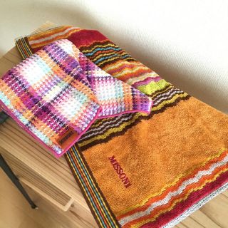 ミッソーニ(MISSONI)のmissoni タオルハンカチ 2点セット(タオル/バス用品)