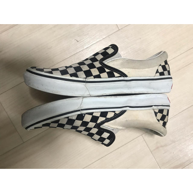 VANS(ヴァンズ)のvans チェッカースリッポン 28.5cm メンズの靴/シューズ(スニーカー)の商品写真