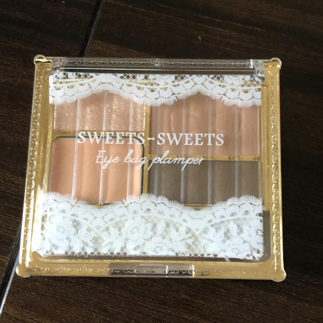 sweets sweets 涙袋 01 コスメ/美容のベースメイク/化粧品(アイシャドウ)の商品写真