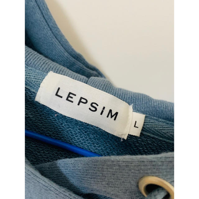 LEPSIM(レプシィム)のLEPSIM パーカーくすみブルー？ レディースのトップス(パーカー)の商品写真