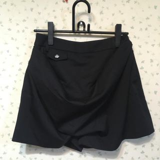 Vivienne Westwood(キュロット)のフリマアイテム一覧 Vivienne Westwood(キュロット)のフリマアイテム一覧