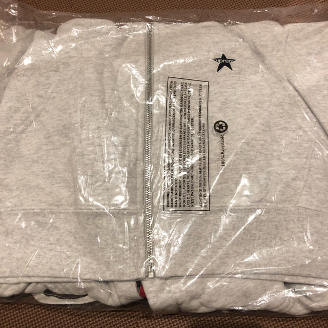 Supreme(シュプリーム)の●新品●Supreme Star zip up sweatshirt Lサイズ メンズのトップス(パーカー)の商品写真