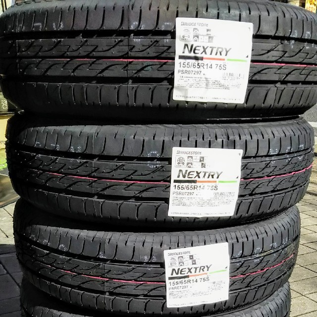 BRIDGESTONE(ブリヂストン)の155/65R14 ブリヂストン新品タイヤ4本 全国送料無料 自動車/バイクの自動車(タイヤ)の商品写真