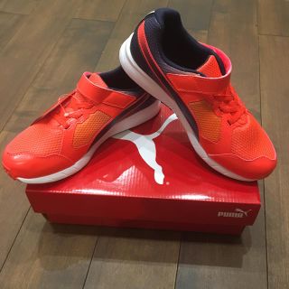 プーマ(PUMA)の22㎝または22.5㎝❤️新品・未使用❤️プーマ❤️スピードモンスター❤️(スニーカー)