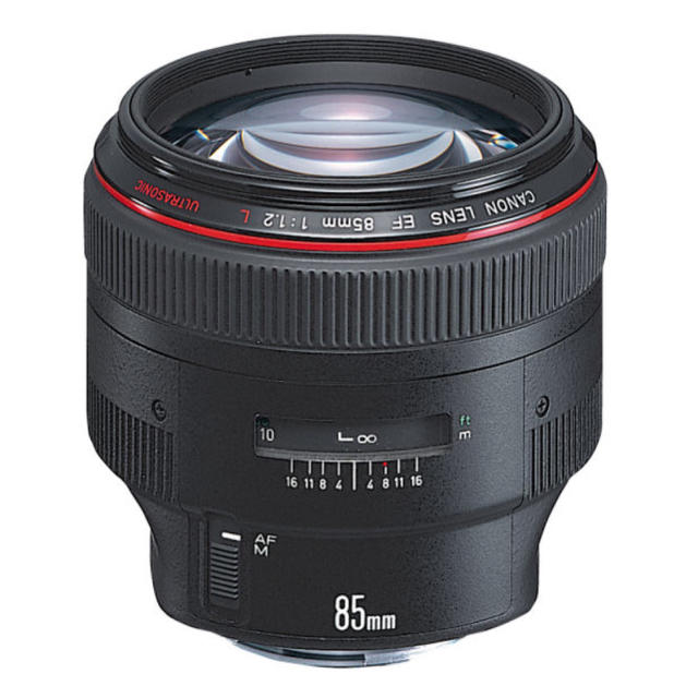 価格は安く Canon EF 初期型です。 USM F1.2L 85mm レンズ(単焦点)