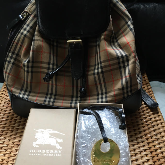 BURBERRY(バーバリー)のひとみ様専用バーバリーリュック レディースのバッグ(リュック/バックパック)の商品写真