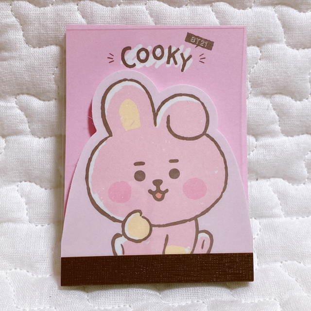 防弾少年団(BTS)(ボウダンショウネンダン)のBT21　BTS　COOKY　クッキー　ジョングク　ミニメモ　２冊セット インテリア/住まい/日用品の文房具(ノート/メモ帳/ふせん)の商品写真