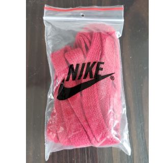 ナイキ(NIKE)の赤色　スニーカー紐　NIKE(スニーカー)