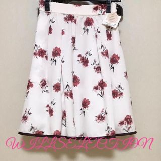 ウィルセレクション(WILLSELECTION)のWILLSELECTION♡新品・未使用・タグ付き♡花柄フレアスカート(ひざ丈スカート)