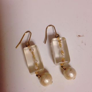 スナオクワハラ(sunaokuwahara)のコットンパールピアス(ピアス)