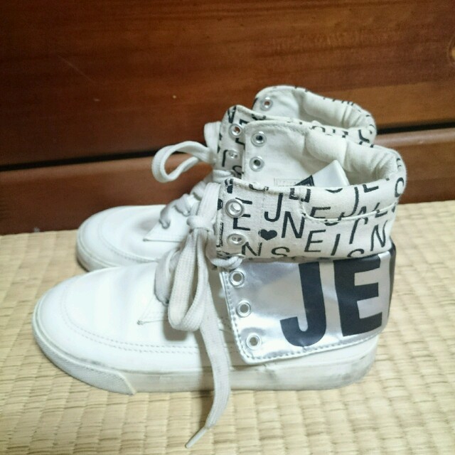 JENNI(ジェニィ)のジェニィ♡ハイカットスニーカー♡19cm キッズ/ベビー/マタニティのベビー靴/シューズ(~14cm)(スニーカー)の商品写真