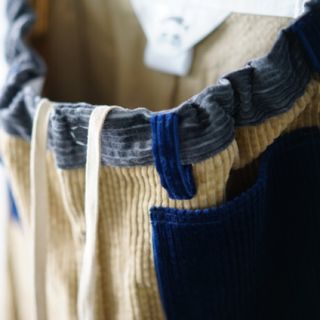 サンシー(SUNSEA)のsunsea  18aw コーデュロイパンツ(デニム/ジーンズ)