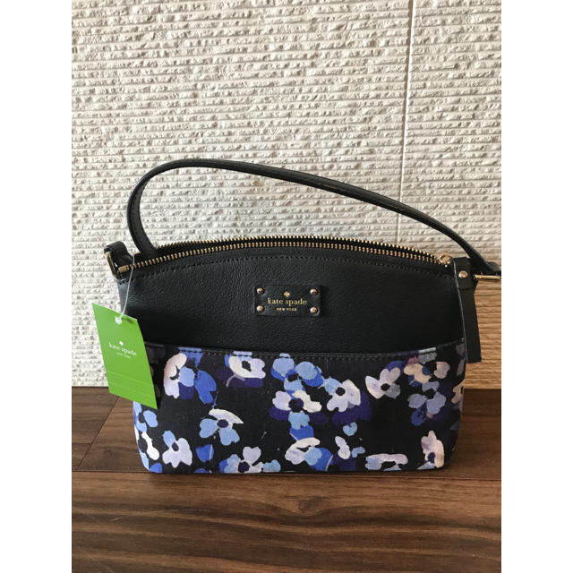 kate spade new york(ケイトスペードニューヨーク)の【新品】Kate spade ショルダーバッグ Floral Margot レディースのバッグ(ショルダーバッグ)の商品写真