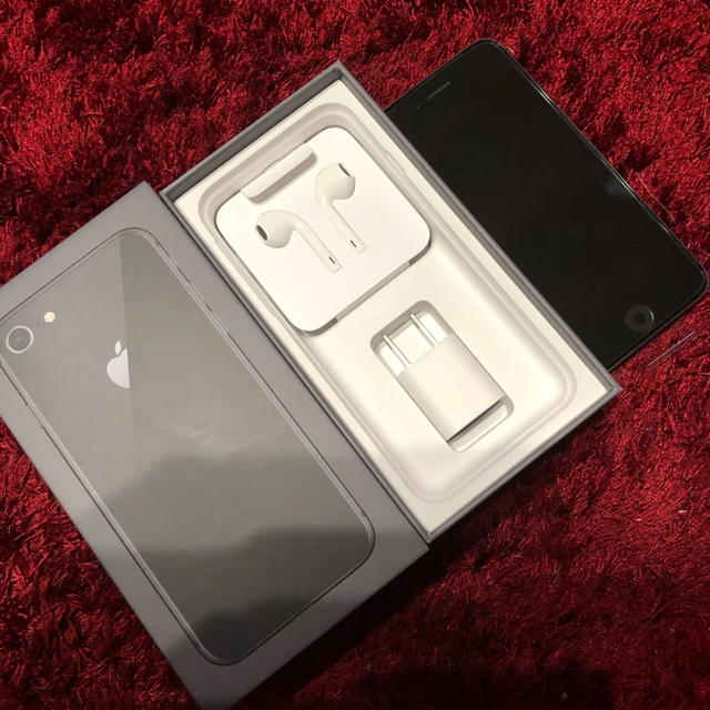 auSIMフリー端末状態iPhone8 64GB SIMフリー