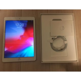 アイパッド(iPad)のMP1L2J/A iPad Wi-Fi+Cellular 32GB Silver(タブレット)