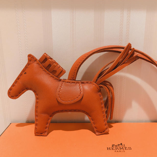 Hermes - エルメス HERMES 新品 ロデオチャーム PM 単色 コルナリンの通販 by orangebox2018's shop