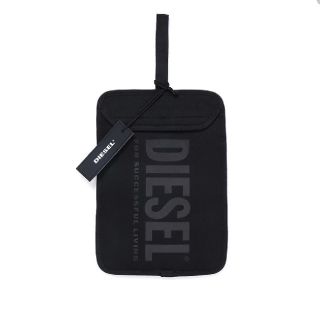 ディーゼル(DIESEL)のチャーム付きオリジナルポーチ 非売品(ポーチ)