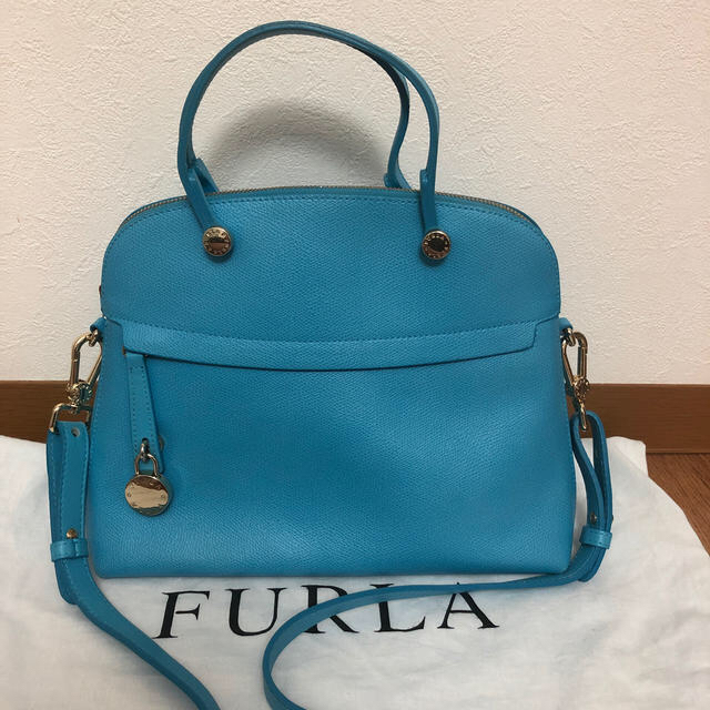 フルラ☆パイパーM 水色 - ハンドバッグ