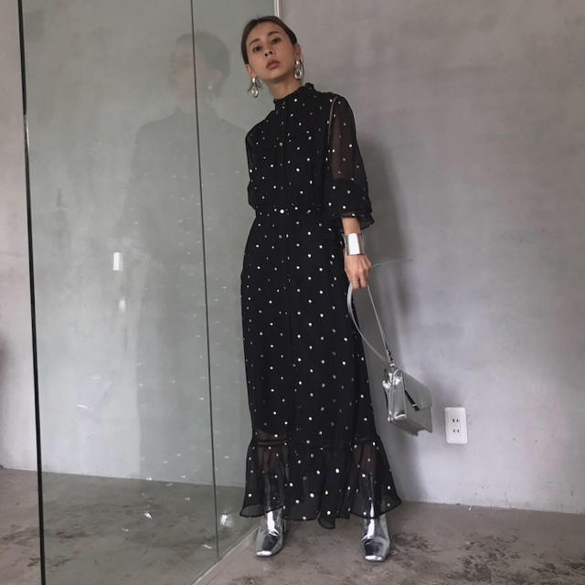 Ameri VINTAGE(アメリヴィンテージ)のAmeri VINTAGE SPARKLE DOT DRESS レディースのワンピース(ロングワンピース/マキシワンピース)の商品写真