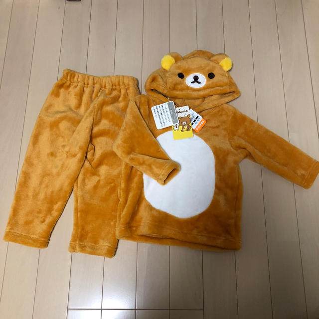 西松屋(ニシマツヤ)のリラックマ ふわふわ着ぐるみパジャマ(80cm) エンタメ/ホビーのコスプレ(衣装)の商品写真