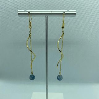 ハンドメイド　ピアス(ピアス)