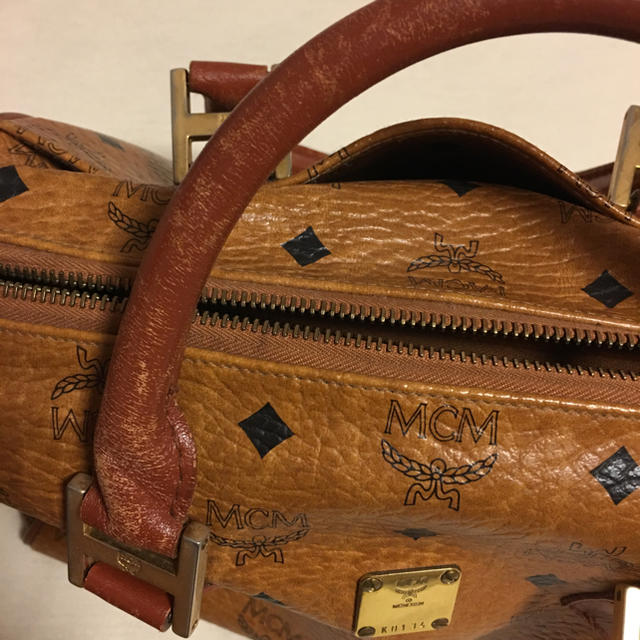 MCM(エムシーエム)のバッグ レディースのバッグ(ハンドバッグ)の商品写真