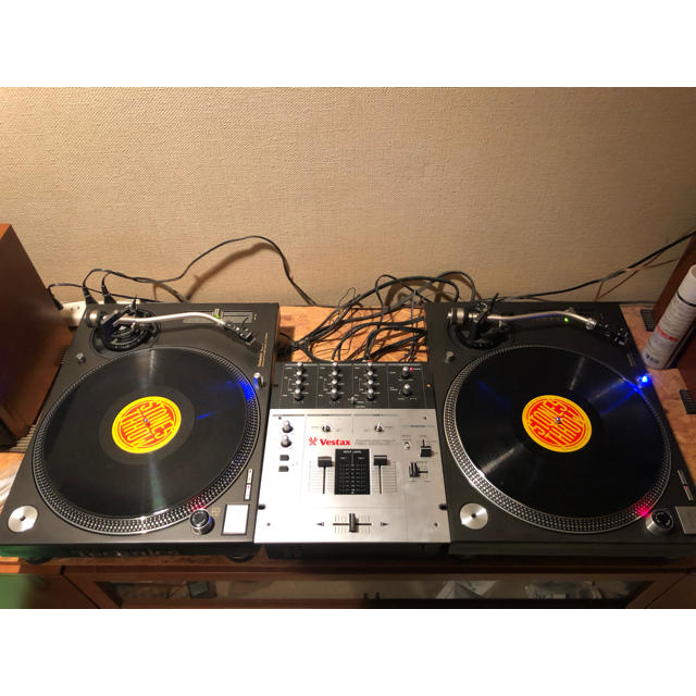 ターンテーブル Technics SL1200 MK6ミキサーセット売り。おまけ