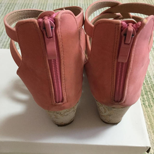 GRL(グレイル)のGRLのピンク色のサンダル レディースの靴/シューズ(サンダル)の商品写真
