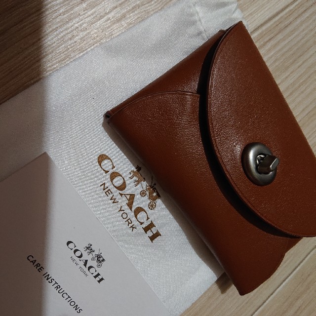 COACH(コーチ)のCOACHコーチ 名刺入れ 小銭入れ ブラウン 茶色 メンズのファッション小物(名刺入れ/定期入れ)の商品写真