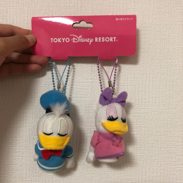 Disney ディズニーグッズ ドナルドとデイジーの指人形ストラップの通販 By Hashop ディズニーならラクマ