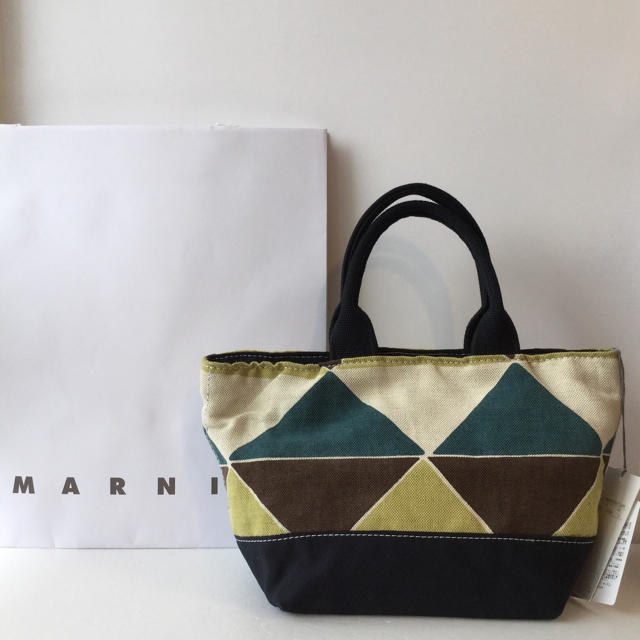 Marni(マルニ)の新品★MARNI×ISETANコラボ★マルニ トートバッグ レディースのバッグ(トートバッグ)の商品写真