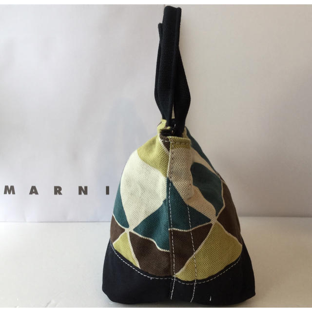 Marni(マルニ)の新品★MARNI×ISETANコラボ★マルニ トートバッグ レディースのバッグ(トートバッグ)の商品写真